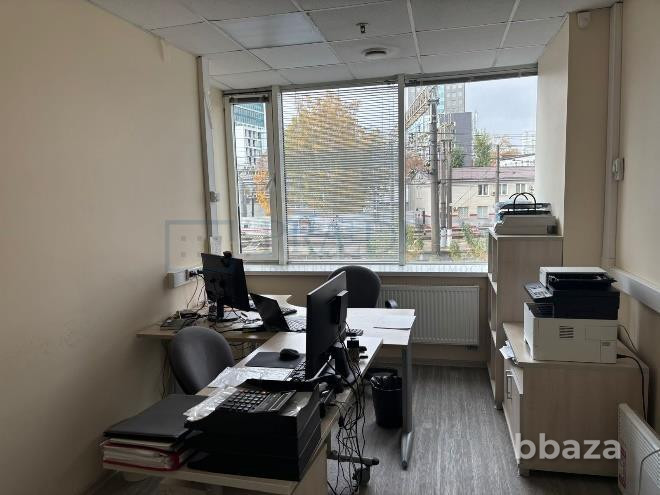 Сдается офисное помещение 376 м² Москва - изображение 9