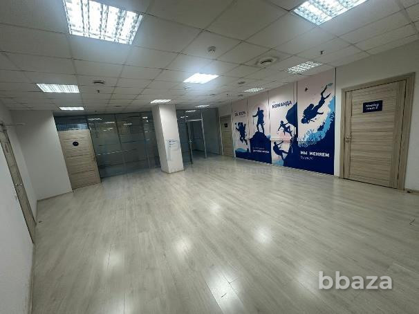 Сдается офисное помещение 548 м² Москва - изображение 1