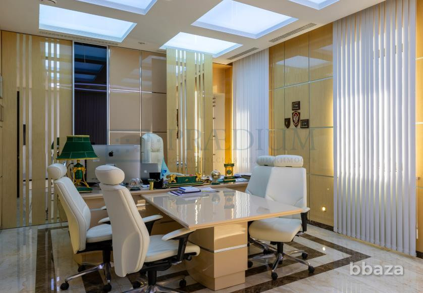 Продается офисное помещение 712 м² Москва - изображение 1