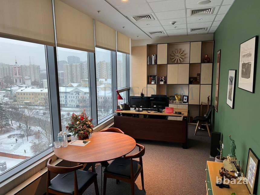 Сдается офисное помещение 295 м² Москва - изображение 1