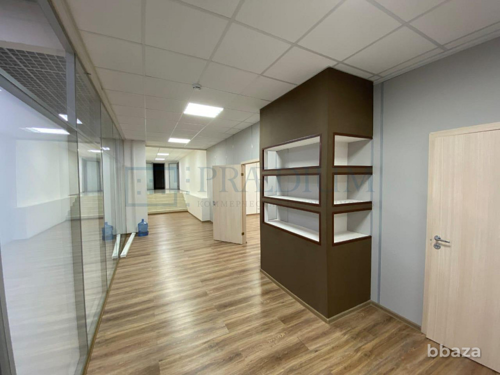 Сдается офисное помещение 297 м² Москва - изображение 1