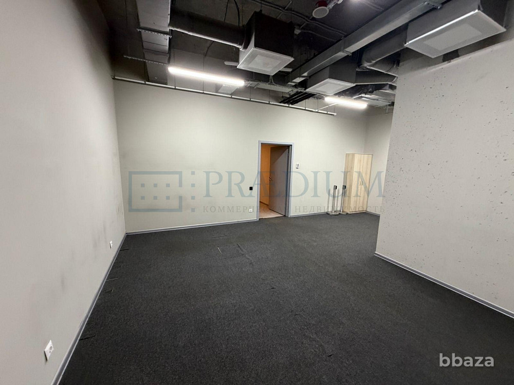 Сдается офисное помещение 235 м² Москва - изображение 1