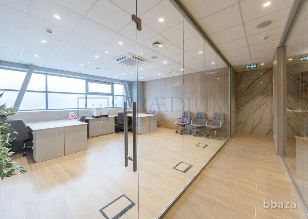 Сдается офисное помещение 383 м² Москва - изображение 2