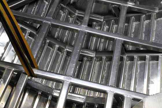 Алюминиевый катер (боурайдер) Пантера 8000 с реданом на заказ Самара