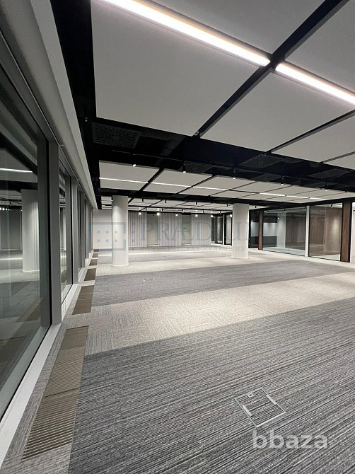 Сдается офисное помещение 411 м² Москва - изображение 1