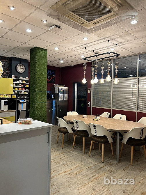 Продается офисное помещение 420 м² Москва - изображение 8