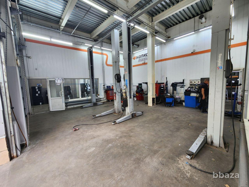 Продается помещение свободного назначения 929 м² Москва - изображение 8