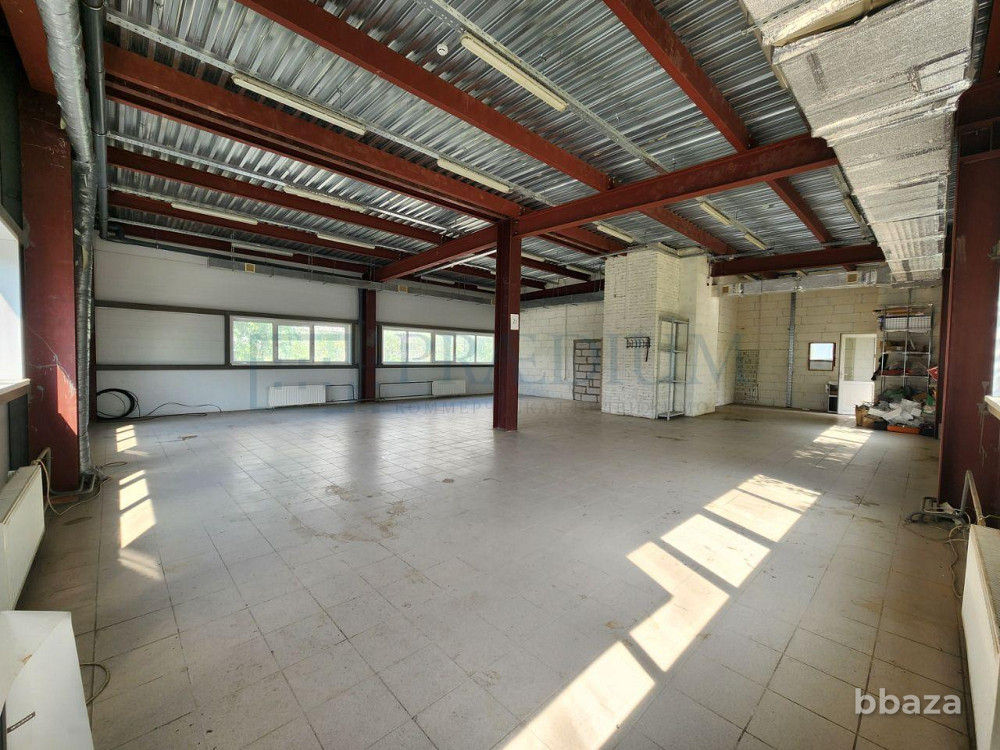 Продается помещение свободного назначения 929 м² Москва - изображение 1