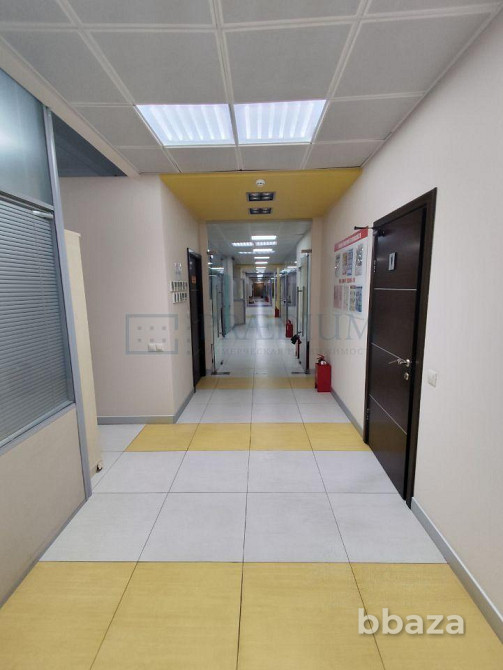 Сдается офисное помещение 955 м² Москва - изображение 9