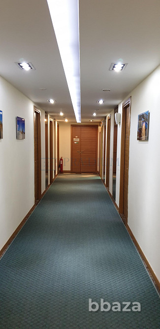 Сдается офисное помещение 248 м² Москва - изображение 4