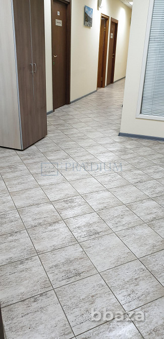 Сдается офисное помещение 265 м² Москва - изображение 5