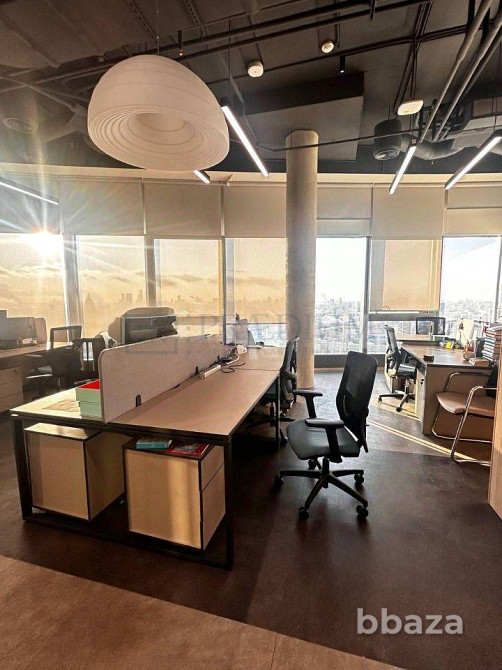 Сдается офисное помещение 809 м² Москва - изображение 3