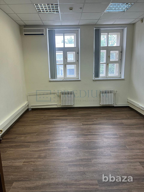 Продается офисное помещение 451 м² Москва - изображение 2