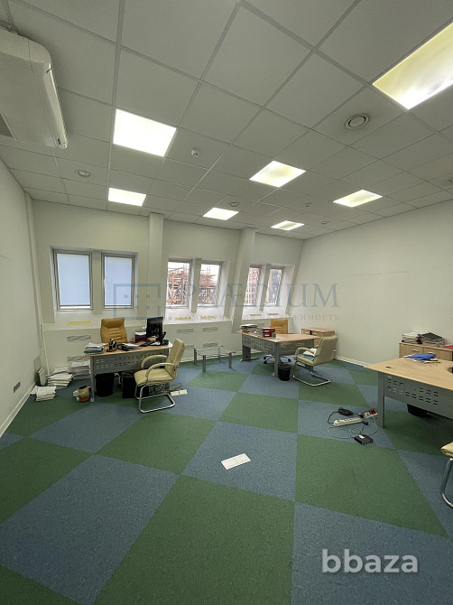 Продается офисное помещение 4954 м² Москва - изображение 1