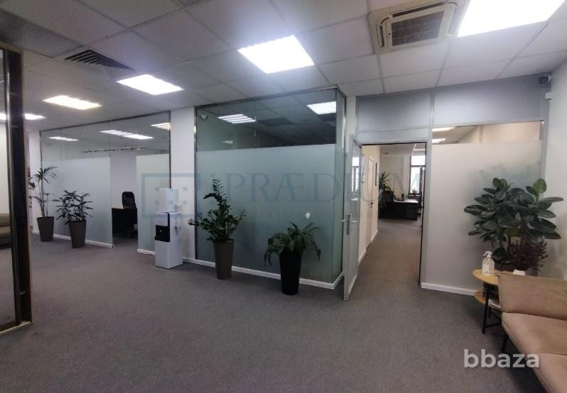 Сдается офисное помещение 290 м² Москва - изображение 1