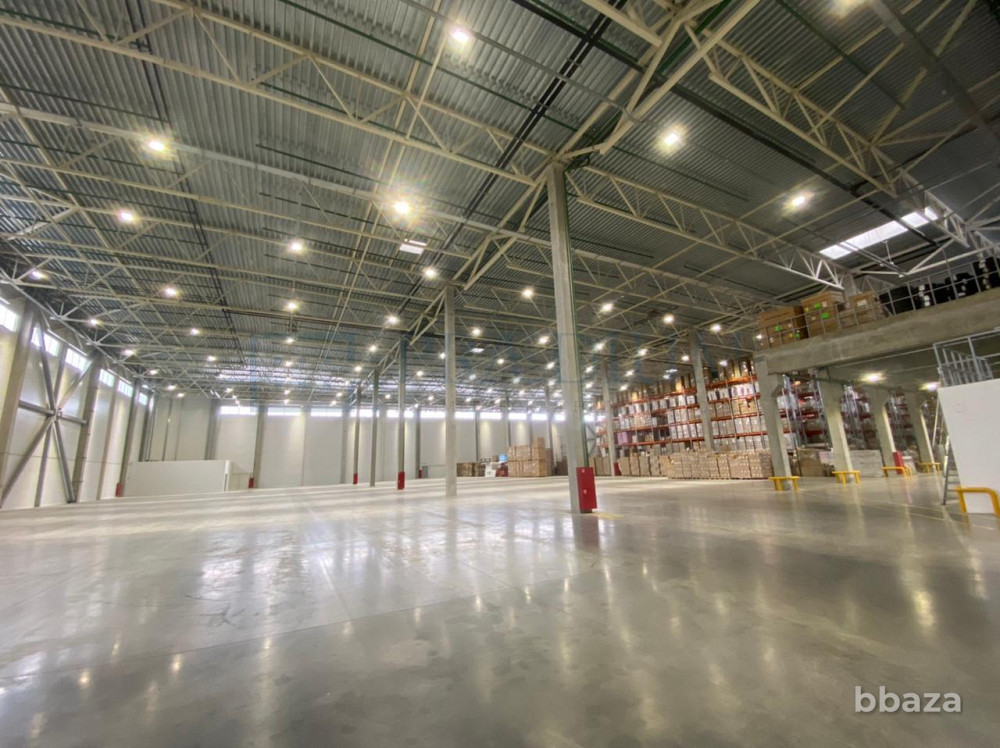 Сдается помещение 1649.00 м² Москва - изображение 1