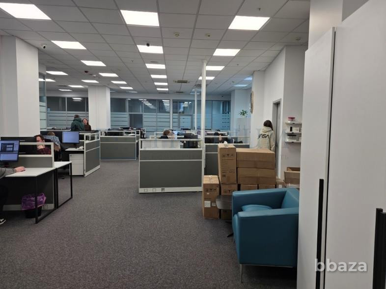 Сдается офисное помещение 393 м² Москва - изображение 1