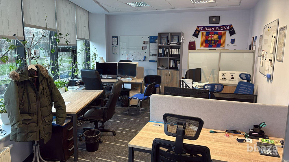 Сдается офисное помещение 481 м² Москва - изображение 4