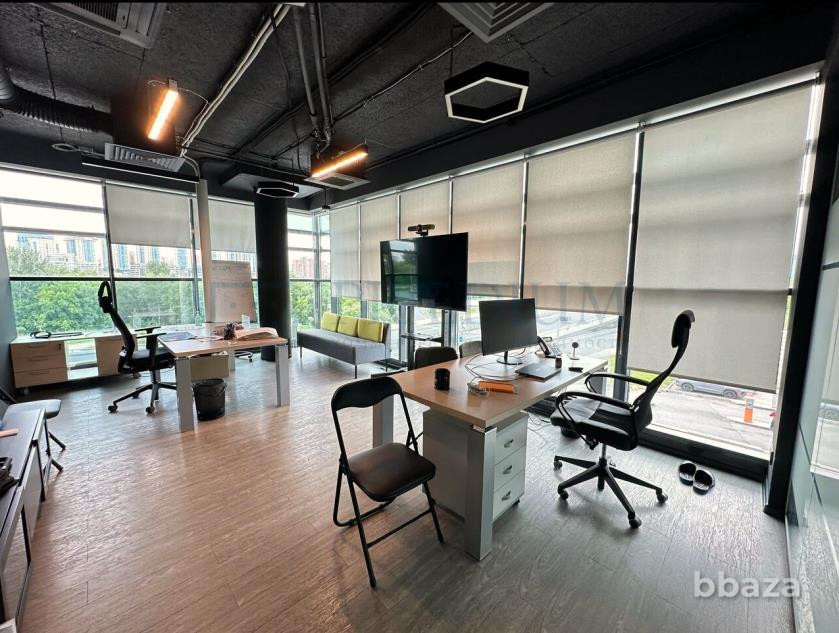 Продается офисное помещение 475 м² Москва - изображение 2