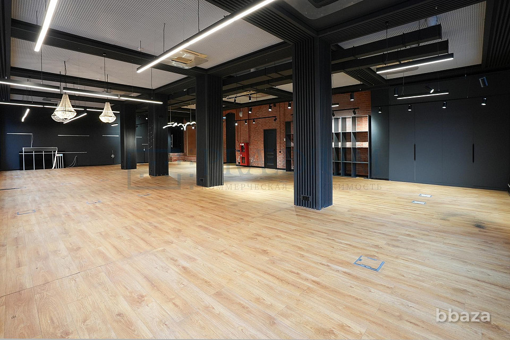 Сдается офисное помещение 412 м² Москва - изображение 1