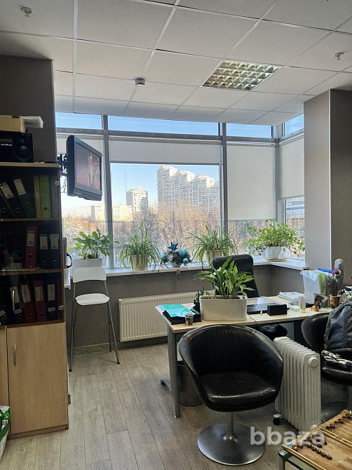 Сдается офисное помещение 445 м² Москва - изображение 9