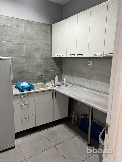 Сдается офисное помещение 445 м² Москва - изображение 5