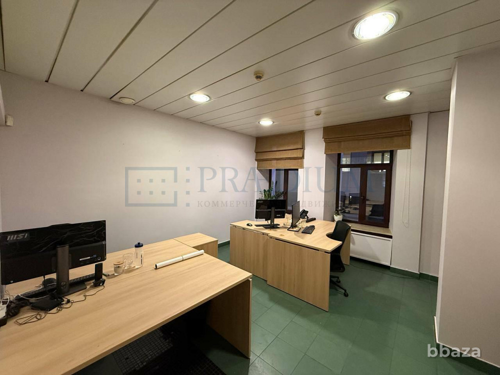 Сдается офисное помещение 272 м² Москва - изображение 1