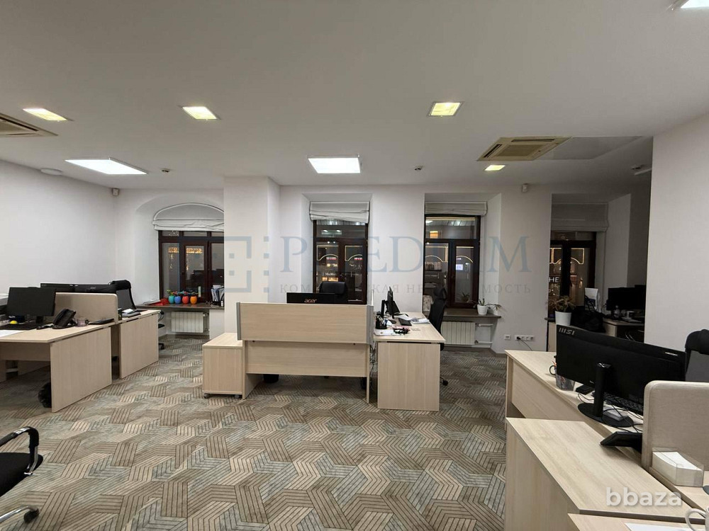 Сдается офисное помещение 215 м² Москва - изображение 2