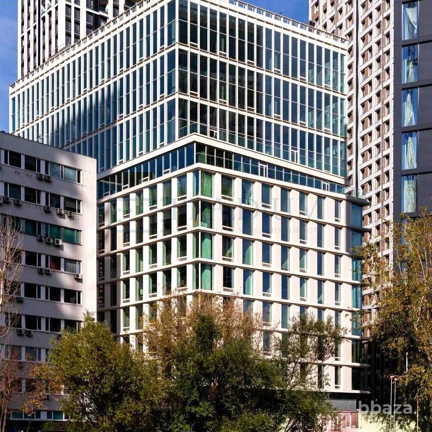 Сдается офисное помещение 216 м² Москва - изображение 1