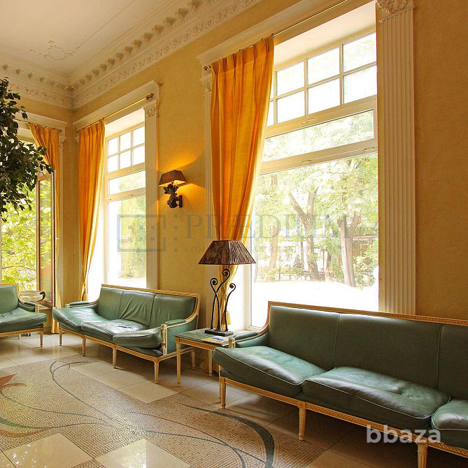 Сдается офисное помещение 211 м² Москва - изображение 2