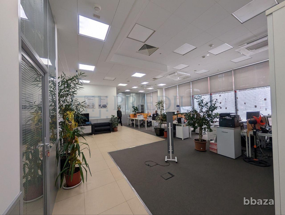 Сдается офисное помещение 576 м² Москва - изображение 8