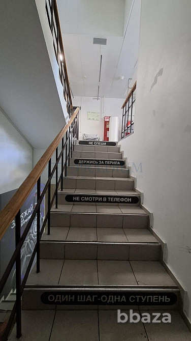 Сдается офисное помещение 811 м² Москва - изображение 10