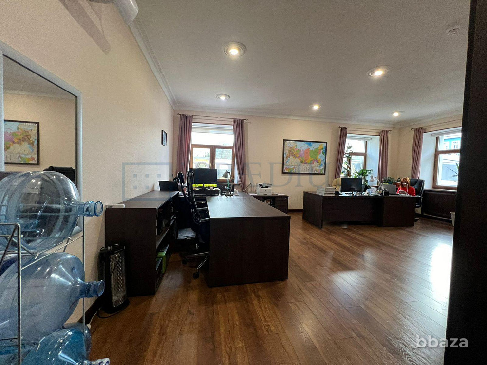 Сдается офисное помещение 254 м² Москва - изображение 4