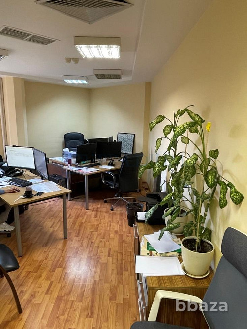 Сдается офисное помещение 260 м² Москва - изображение 4