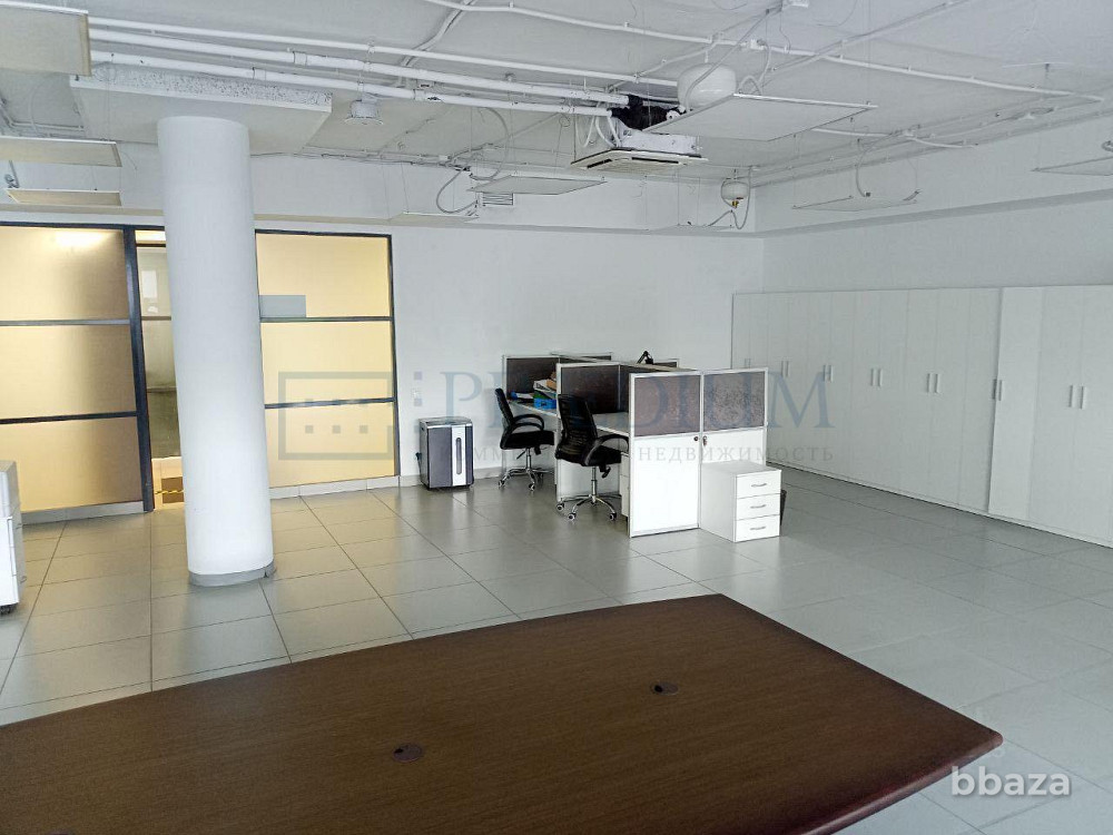 Сдается офисное помещение 650 м² Москва - изображение 1