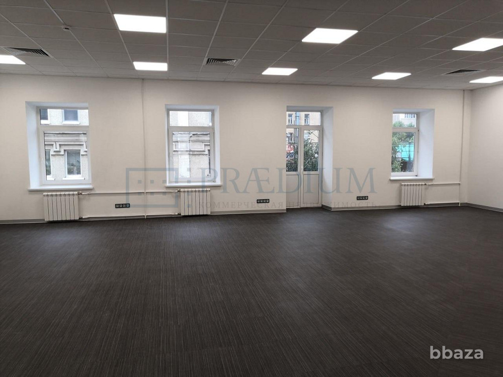 Сдается офисное помещение 262 м² Москва - изображение 1