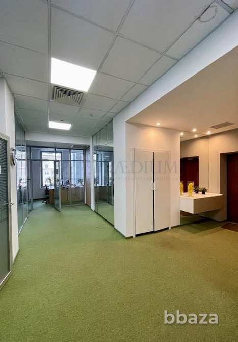 Сдается офисное помещение 194 м² Москва - изображение 4