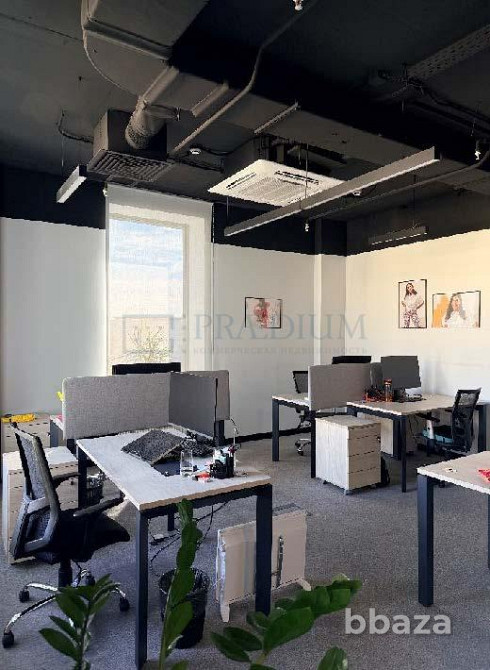 Сдается офисное помещение 217 м² Москва - изображение 5