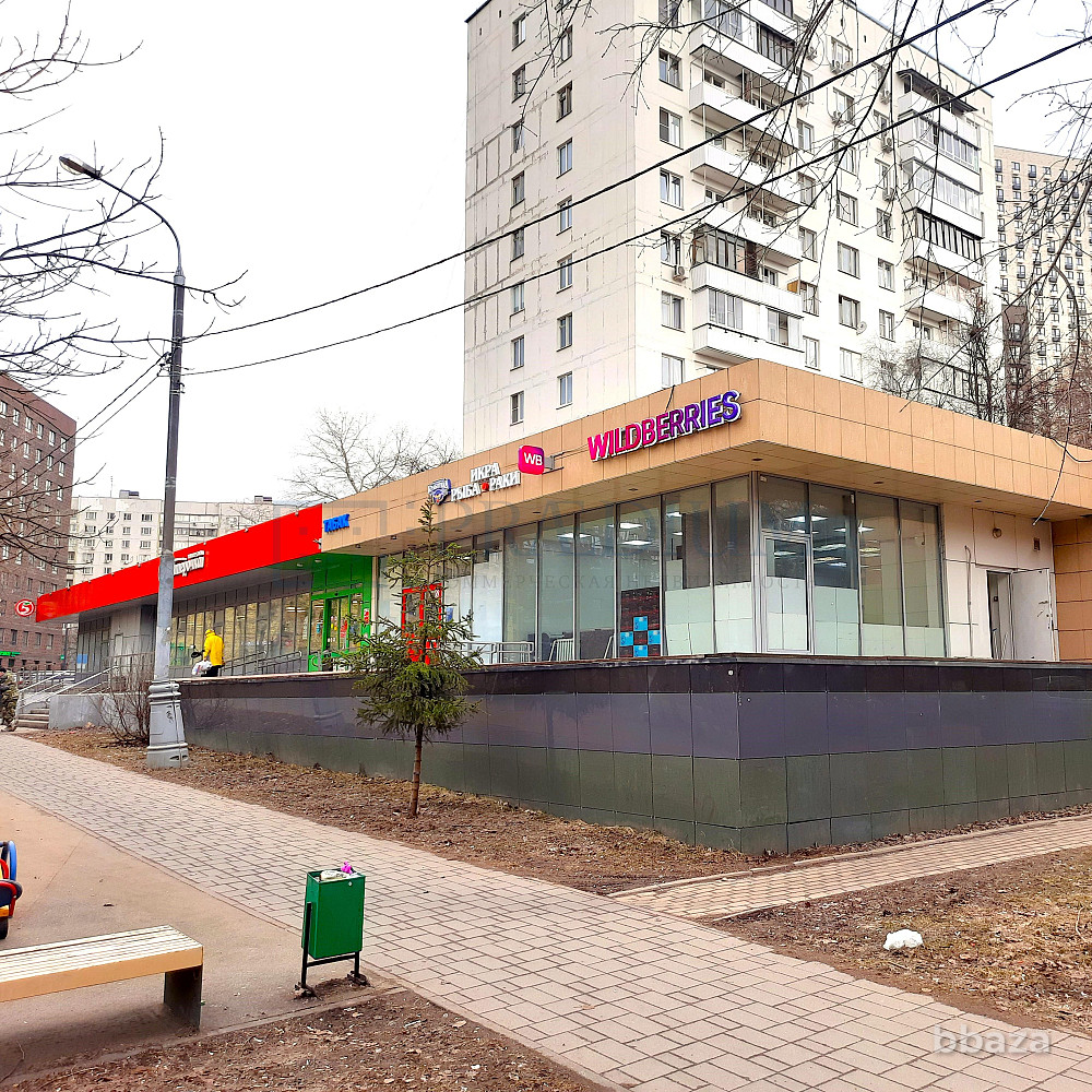 Продается торговое помещение 484 м² Москва - изображение 2