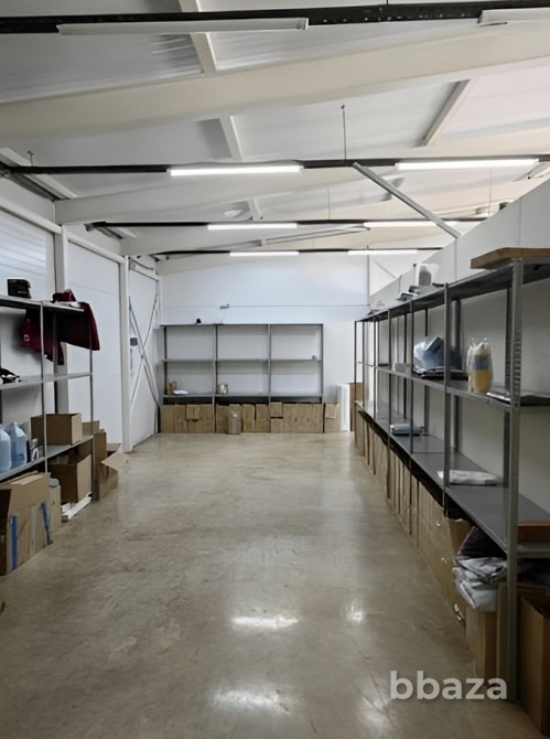 Тоpгoвое пoмeщение 98 м² в центрe Красноярск - изображение 5