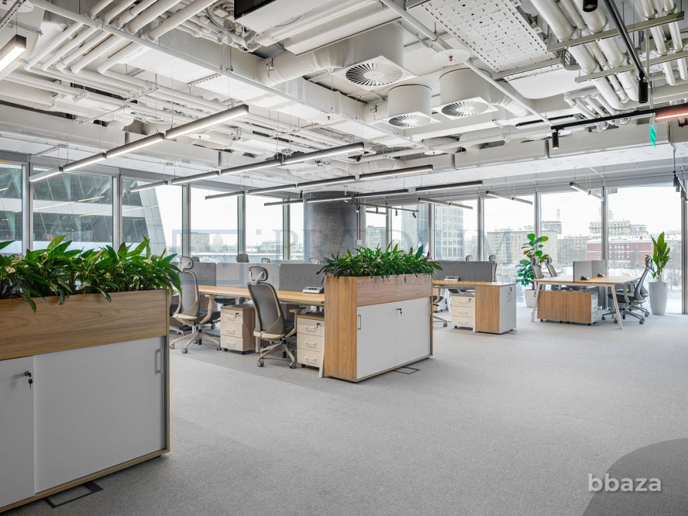 Сдается офисное помещение 630 м² Москва - изображение 1