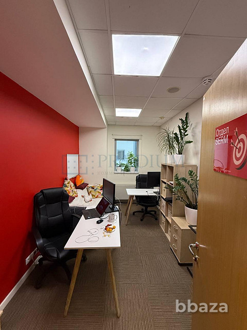 Сдается офисное помещение 900 м² Москва - изображение 3
