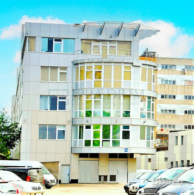 Сдается офисное помещение 572 м² Москва - изображение 1