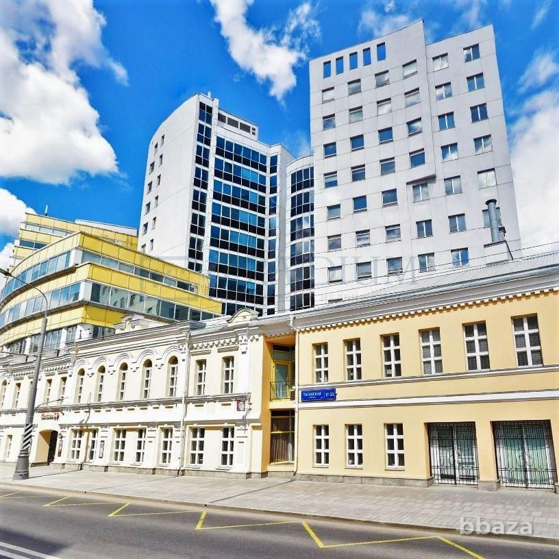 Сдается офисное помещение 298 м² Москва - изображение 1