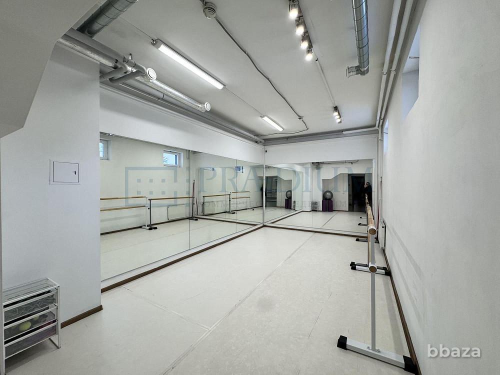 Сдается помещение свободного назначения 551 м² Москва - изображение 9