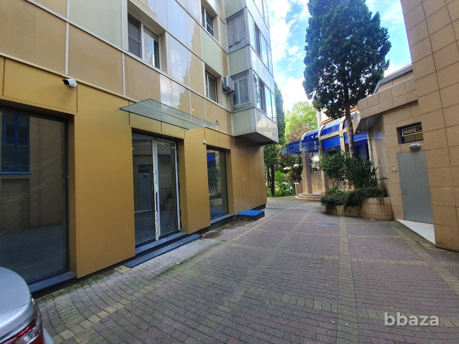 Сдаю в аренду 91,5 кв.м. на 1 этаже в центре Сочи, высокая проходимость Сочи - изображение 4