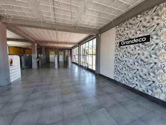 Сдаю коммерческое помещение площадью 205,9 кв.м. в центре Сочи у дороги Сочи