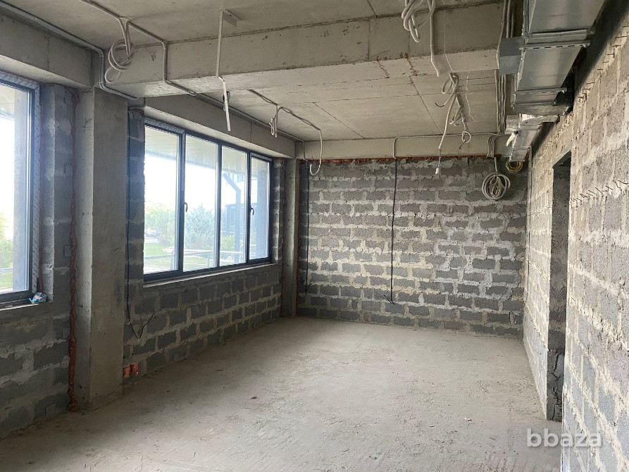 Сдаю коммерческое помещение на 1 этаже площадью 93 кв.м. в Адлерском районе Сочи - изображение 3