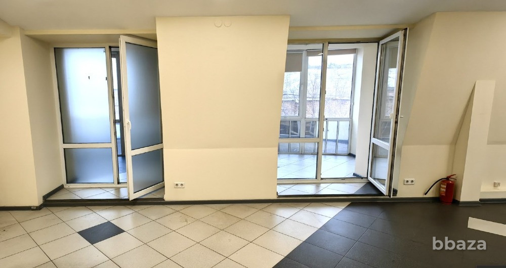 Офис в самом центре города 189 м² 1 линия Красноярск - изображение 2