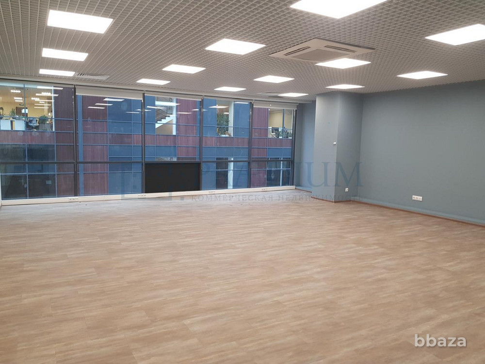 Сдается офисное помещение 220 м² Москва - изображение 1